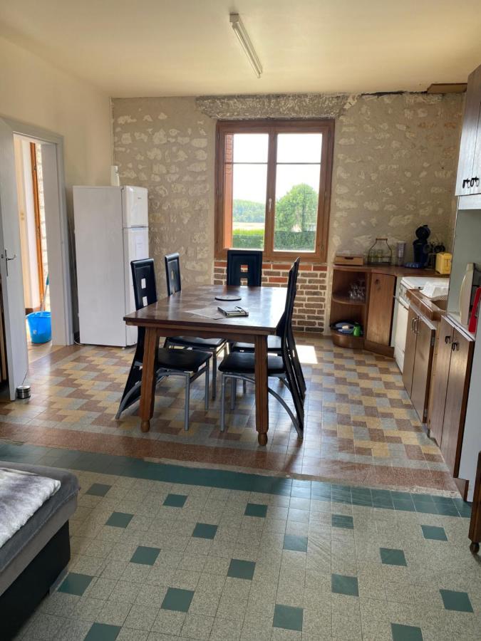 Maison à la campagne pas loin de tout commerce. Lye Extérieur photo